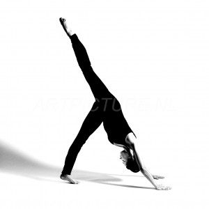hm-yoga-zwartwit-2