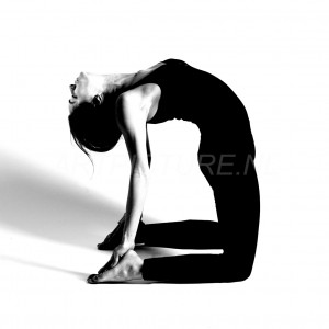 hm-yoga-zwartwit-3
